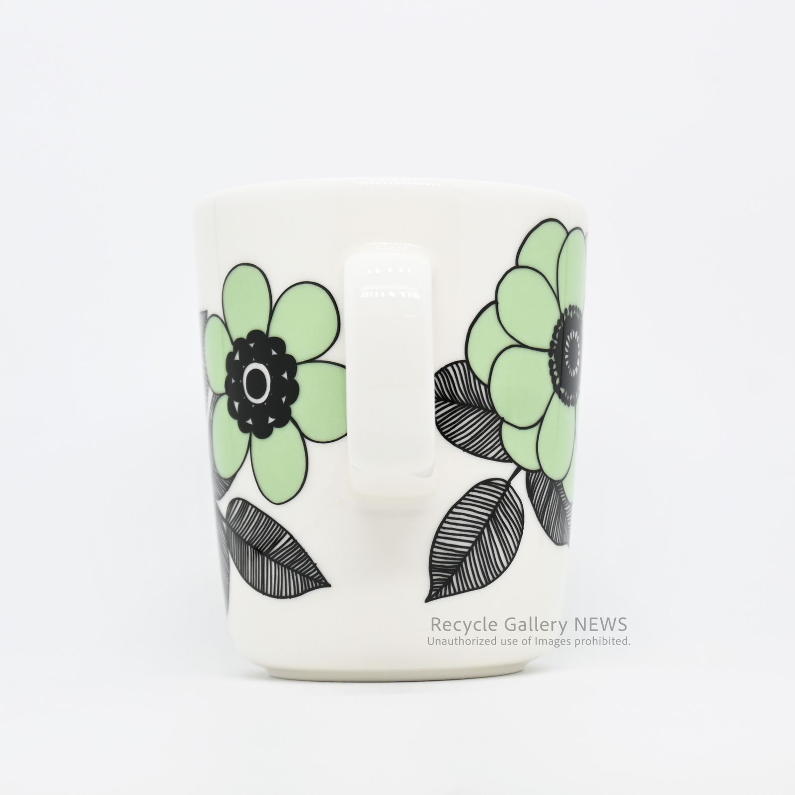 ○ marimekko マリメッコ 