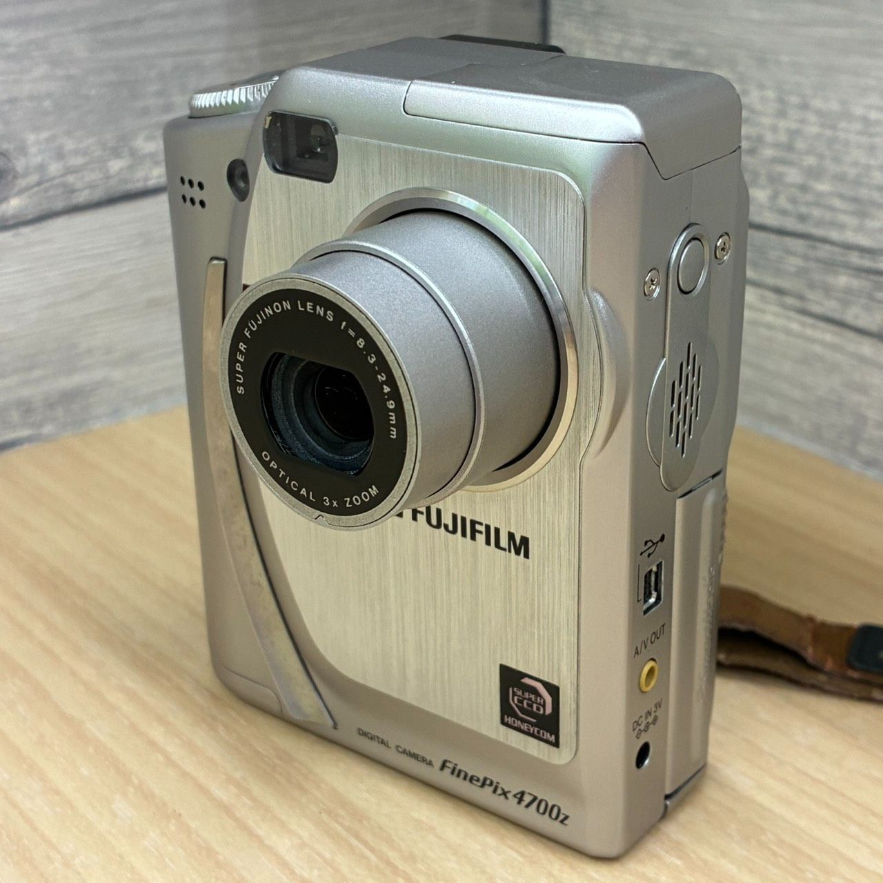亘】動作品 FinePix4700Z デジタルカメラ オールドコンデジ【9887AY