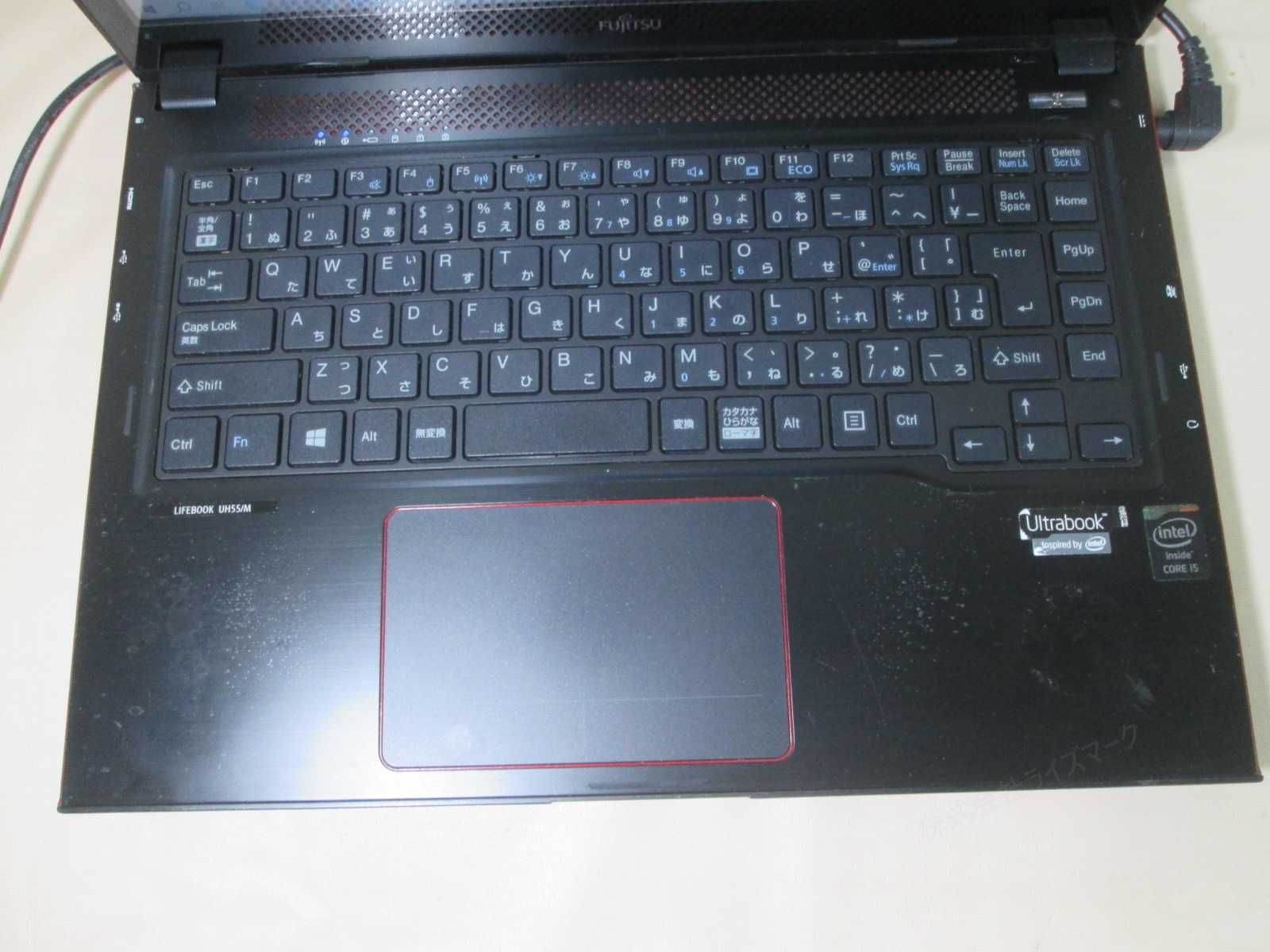 富士通 FMV LIFEBOOK UH55/M【Core i5 4200U】 【Windows10 Home】MS