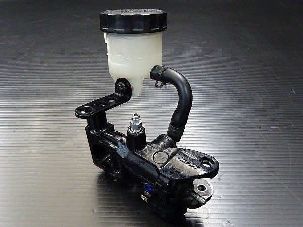 ハーレー FLHTCU-I1450 2001年式 ツインカム ウルトラ ニシンフロントブレーキマスターシリンダー harley-davidson パーツ HD-AT-059