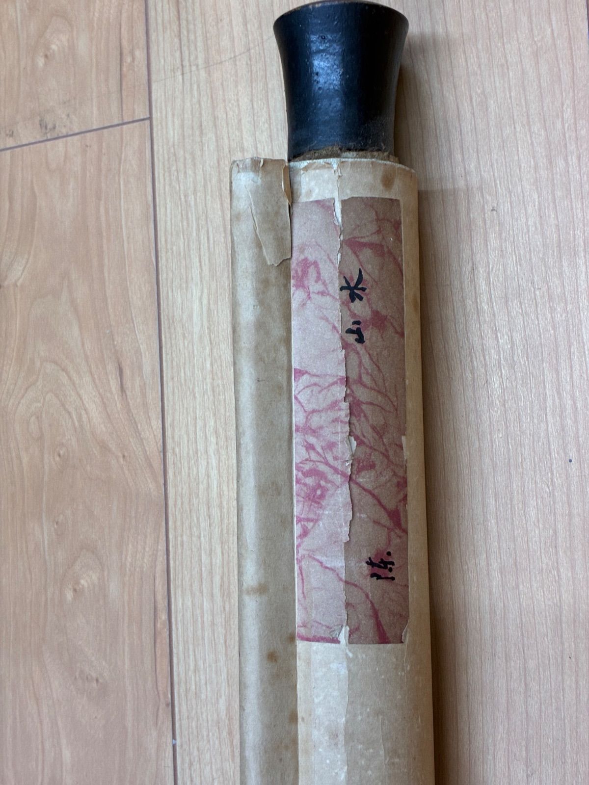 中国水墨山水画 掛軸「春陰漠漠」静心居士 乙丑年作 時代物 - メルカリ
