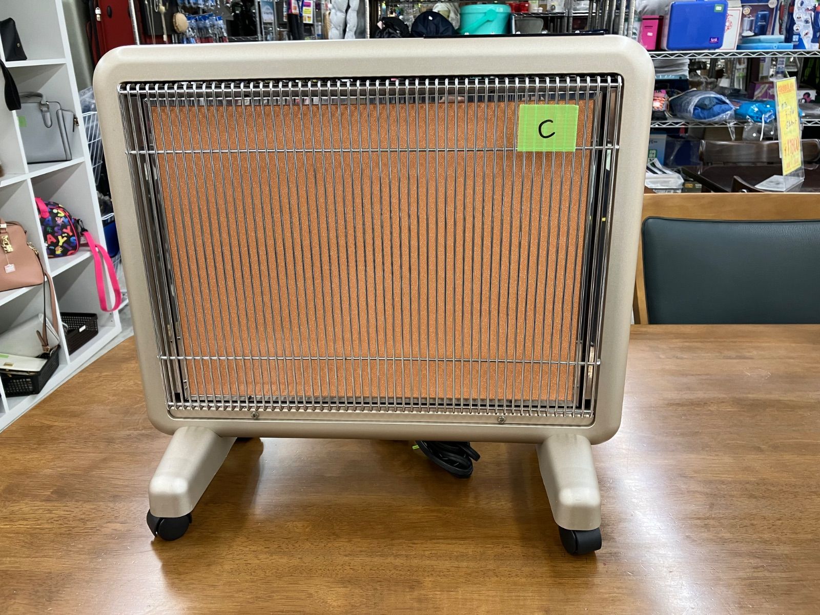 C サンルミエ エクセラ750 遠赤外線暖房器 N750L-GR 中古品 - メルカリ