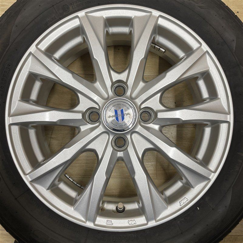 NEXTA 5.5-15+42 4H100 トーヨー MP7 175/65R15 2023年製 ☆ヤリス