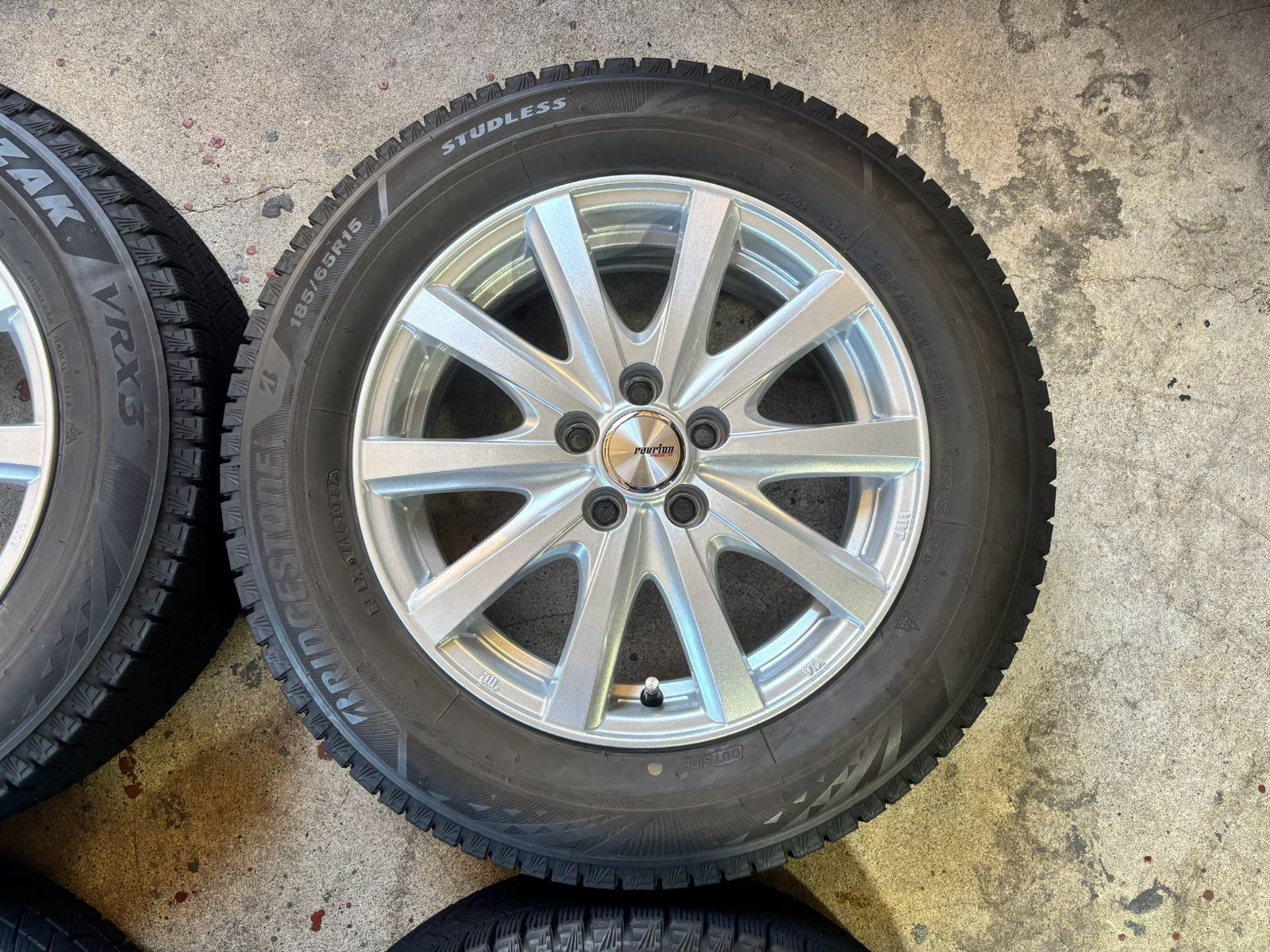 フォローで1500円オフ】185/65R15 スタッドレス ブリヂストン