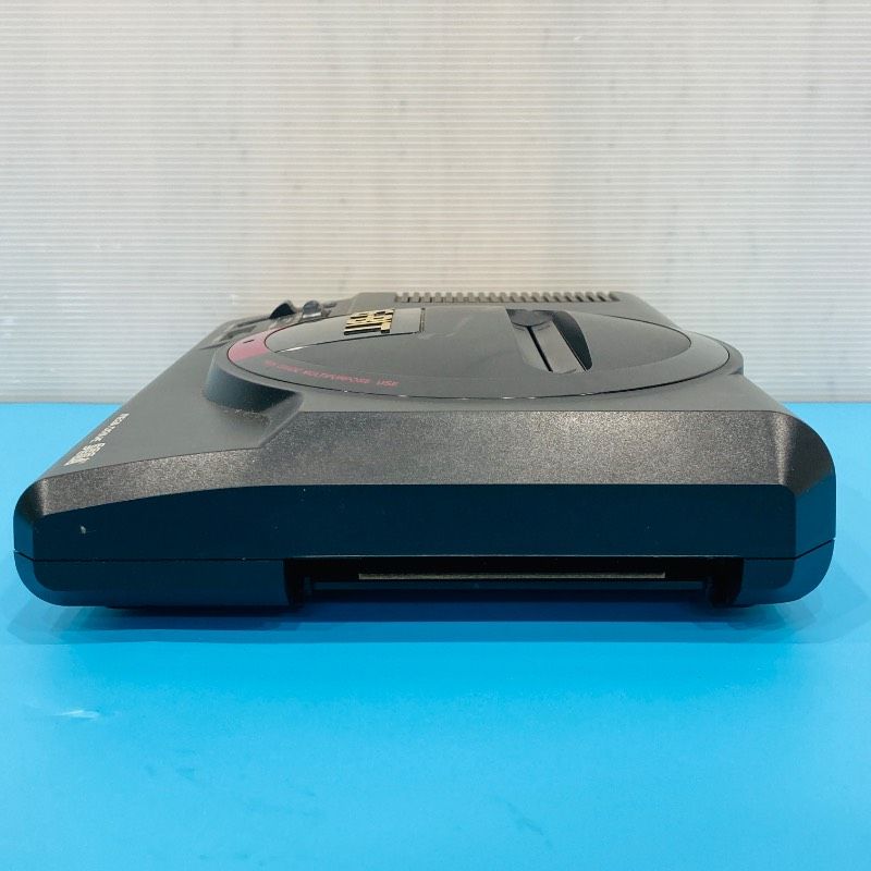 N878 ☆ セガ メガドライブ　本体 箱付き　HAA-2510  SEGA 本体美品】【箱/印刷物/コントローラ付き】SEGA セガ メガドライブ