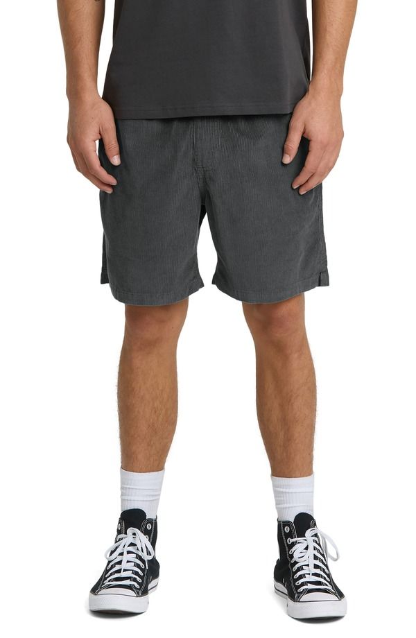 クイックシルバー メンズ ボトムス ハーフパンツ・ショーツ コーデュロイ ショートパンツ Quiksilver Taxer Corduroy Shorts Iron Gate