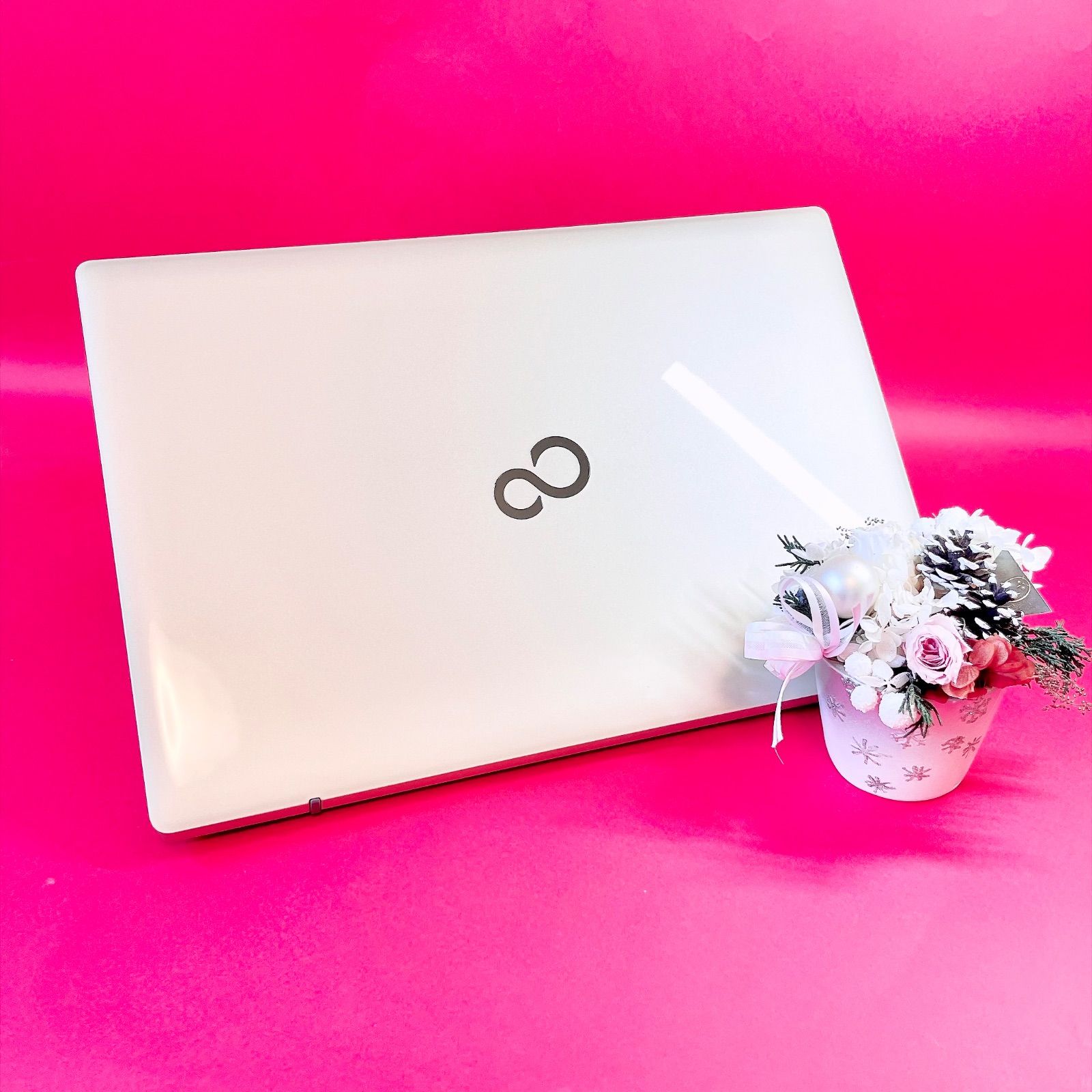 残り1台限り‼️おしゃれゴールド✨️たっぷり大容量1TB 薄型 ノート