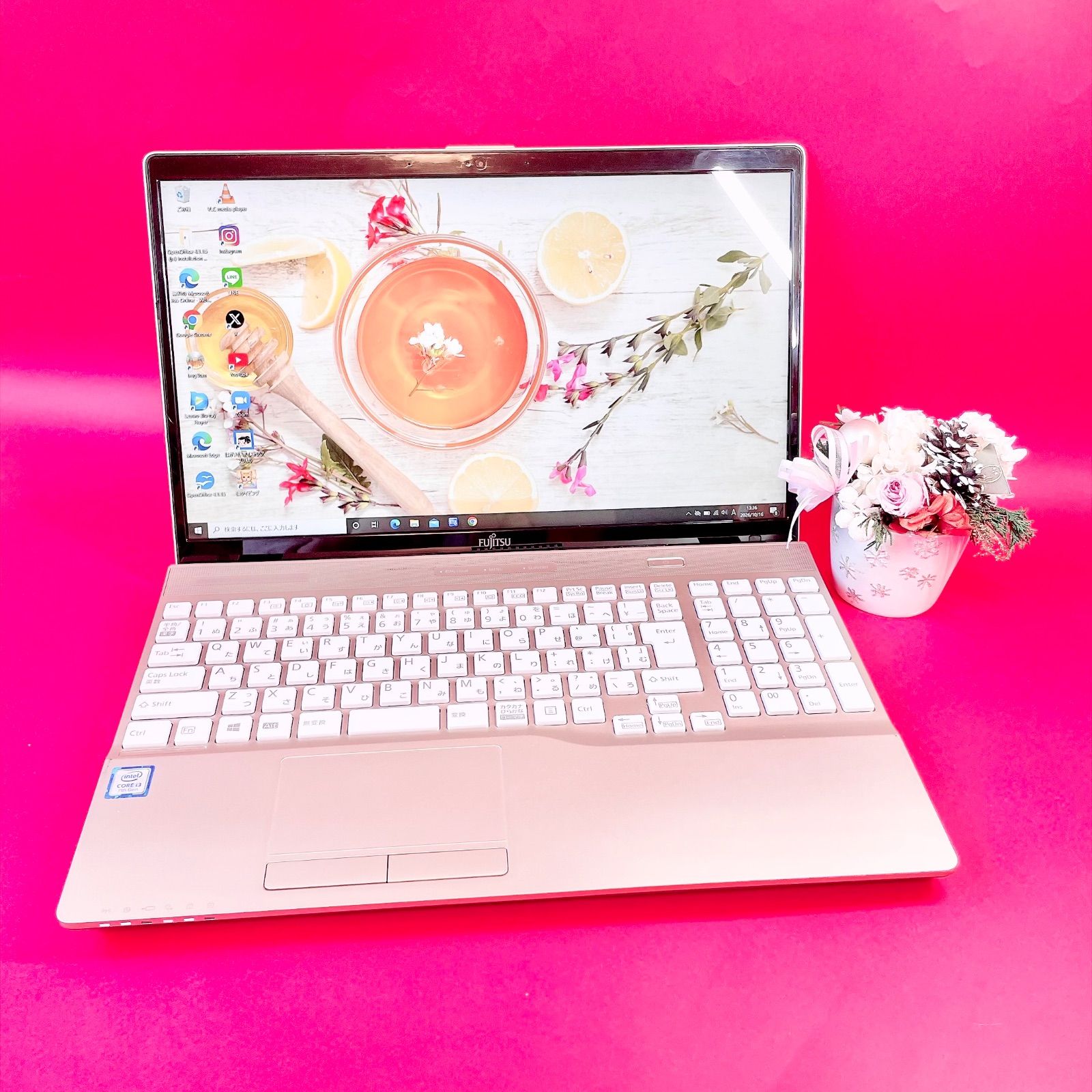 おすすめ中古PC♥️サクサク動く薄型ノートパソコン✨カメラ・テンキー付き 事務作業 残り1台限り‼️おしゃれゴールド✨️たっぷり大容量1TB 薄型 ノート