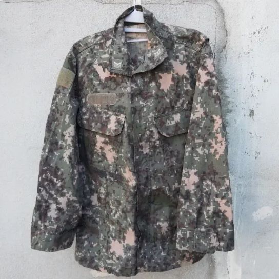 韓国陸軍実物】キャップ&戦闘服(上下セット) - メルカリ