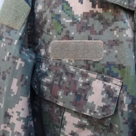 韓国陸軍実物】キャップ&戦闘服(上下セット) - メルカリ