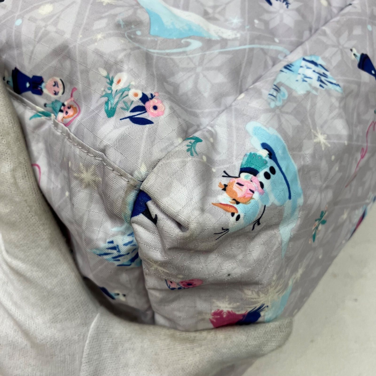 LeSportsac Disney アナ雪 ベビーバッグ A107 LeSportsac レスポートサック アナと雪の女王 マザーズバッグ