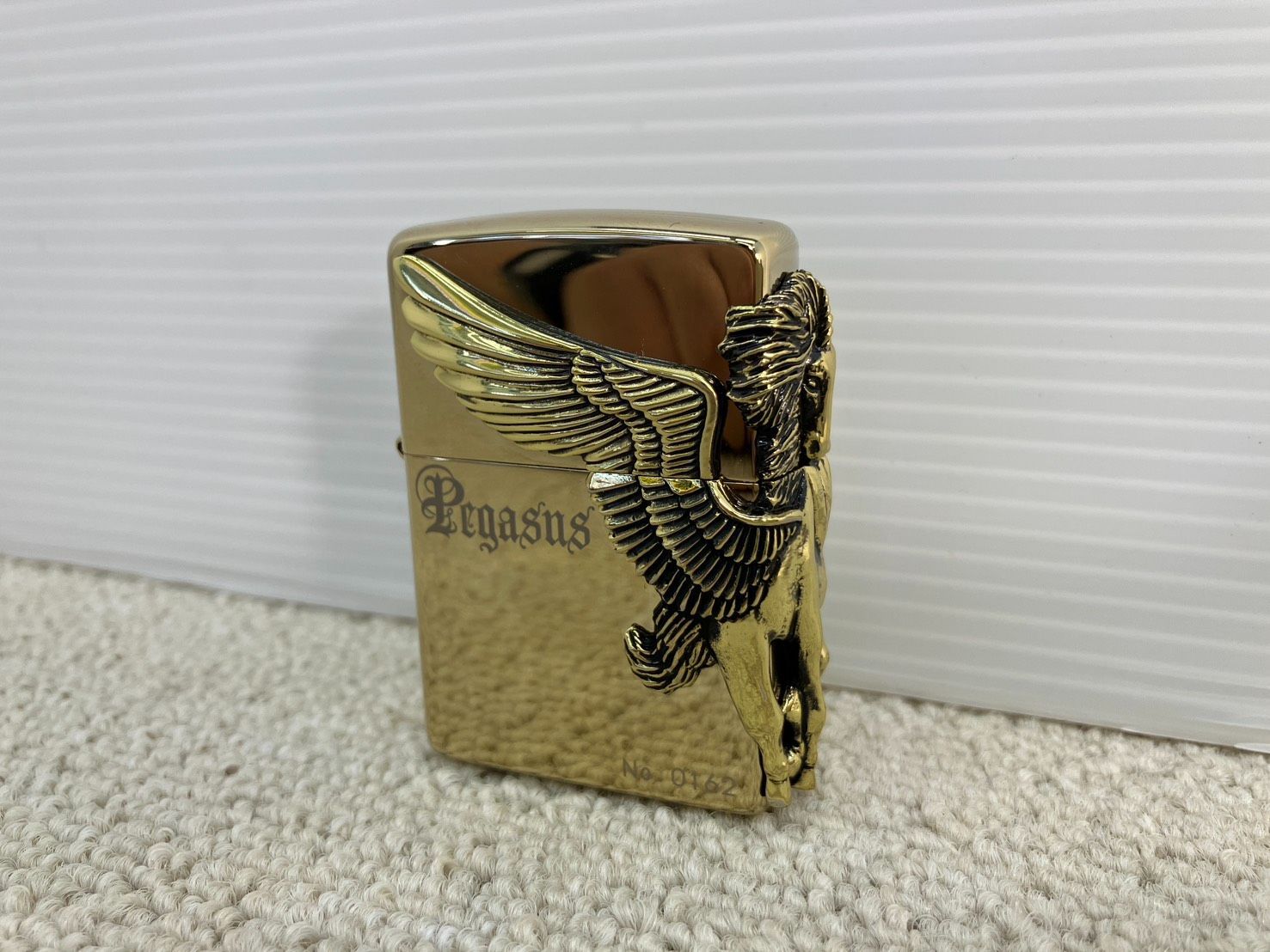 【シリアル刻印】未使用・ZIPPO ペガサス Pegasus-D メタル貼り ゴールド チタンコーティング 2013年製