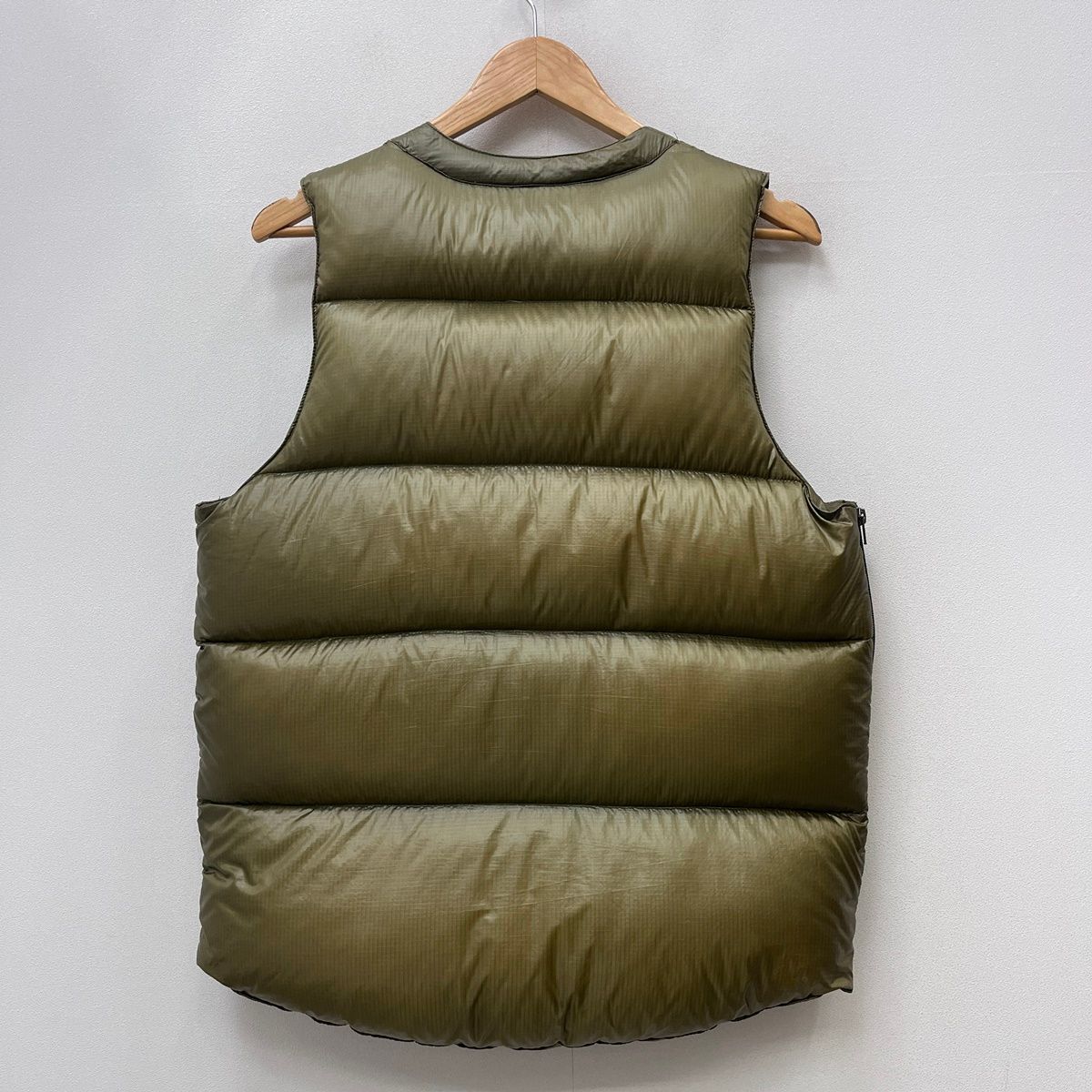 ★新品タグ付き★ AT-DIRTY カーキ　 ダウンベスト　キルティング 加古川店】 中古 BROWN by 2-tacs | ブラウンバイツータックス ダウン