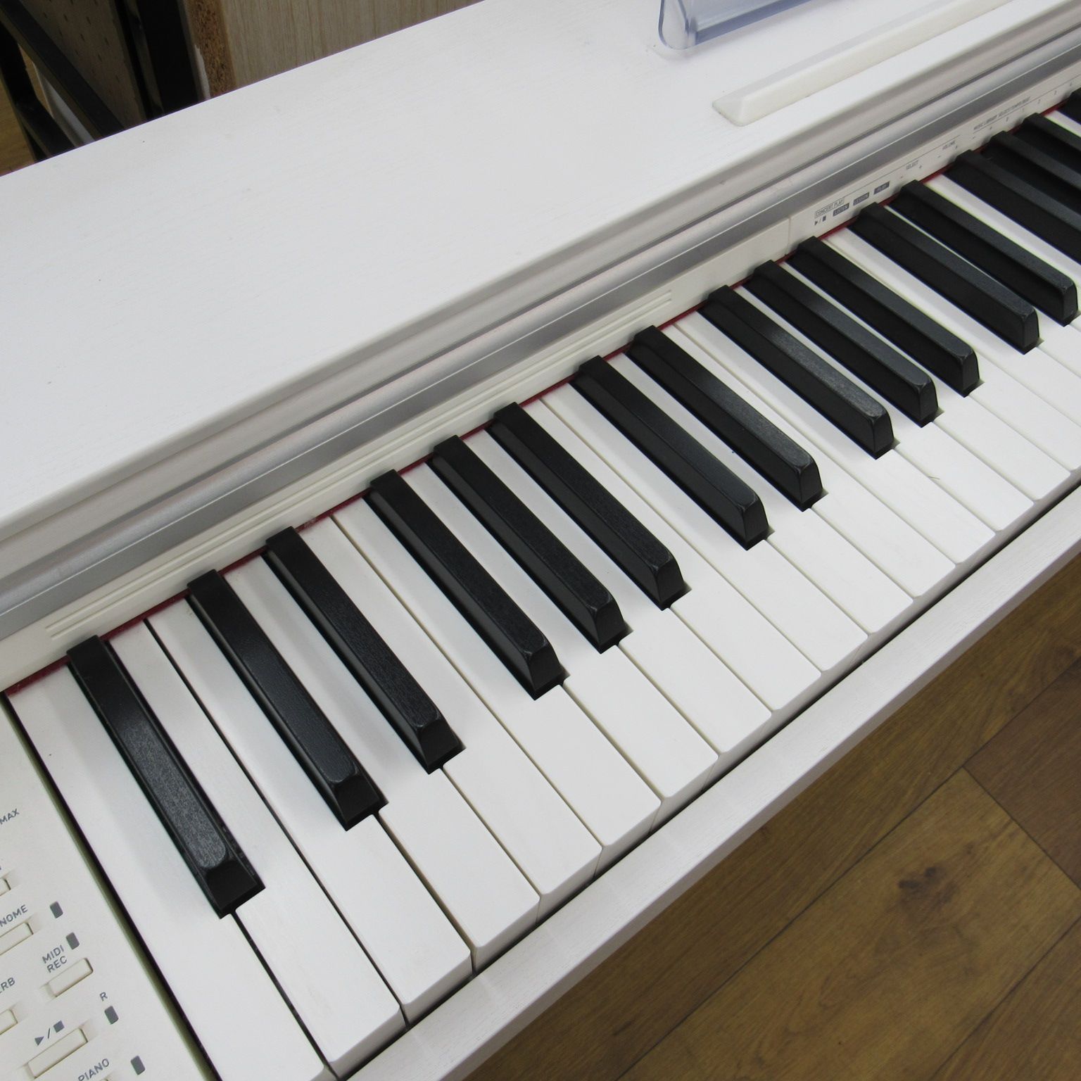本州限定送料込み！CASIO カシオ Privia プリヴィア PX-770 88鍵盤 19