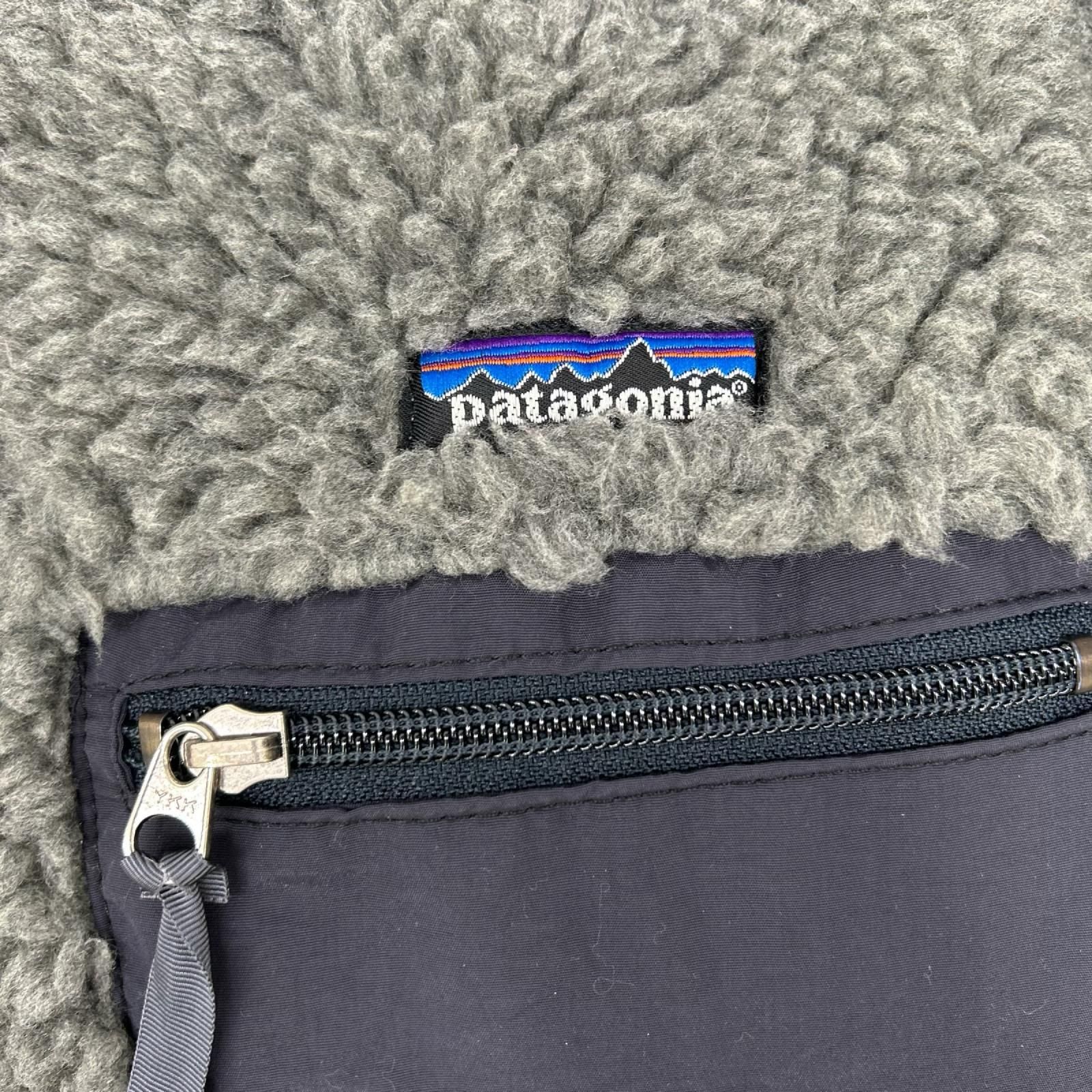 Patagonia　パタゴニア　02年製 23024 グレー USA製 クラシックレトロカーディガン　M