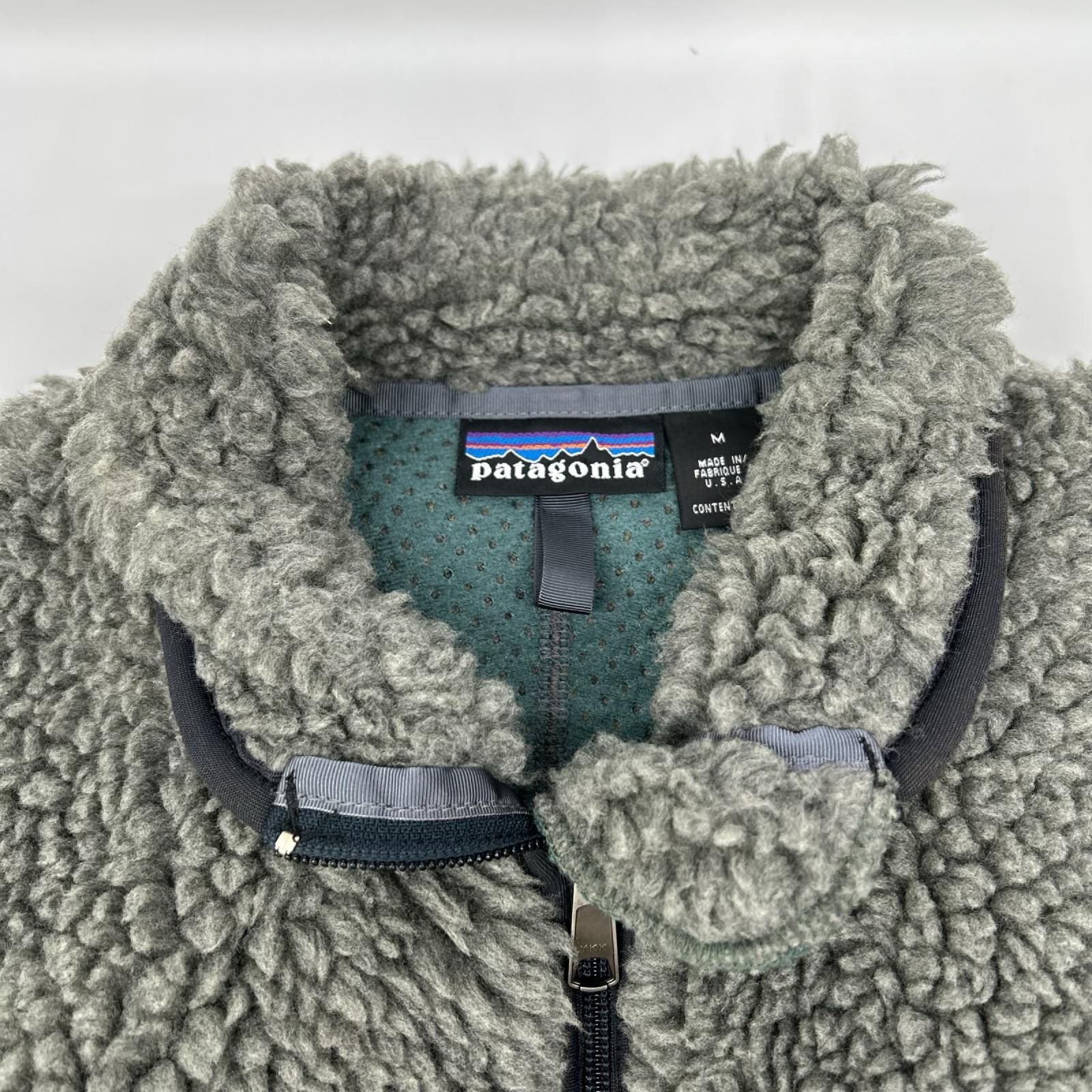 Patagonia　パタゴニア　02年製 23024 グレー USA製 クラシックレトロカーディガン　M