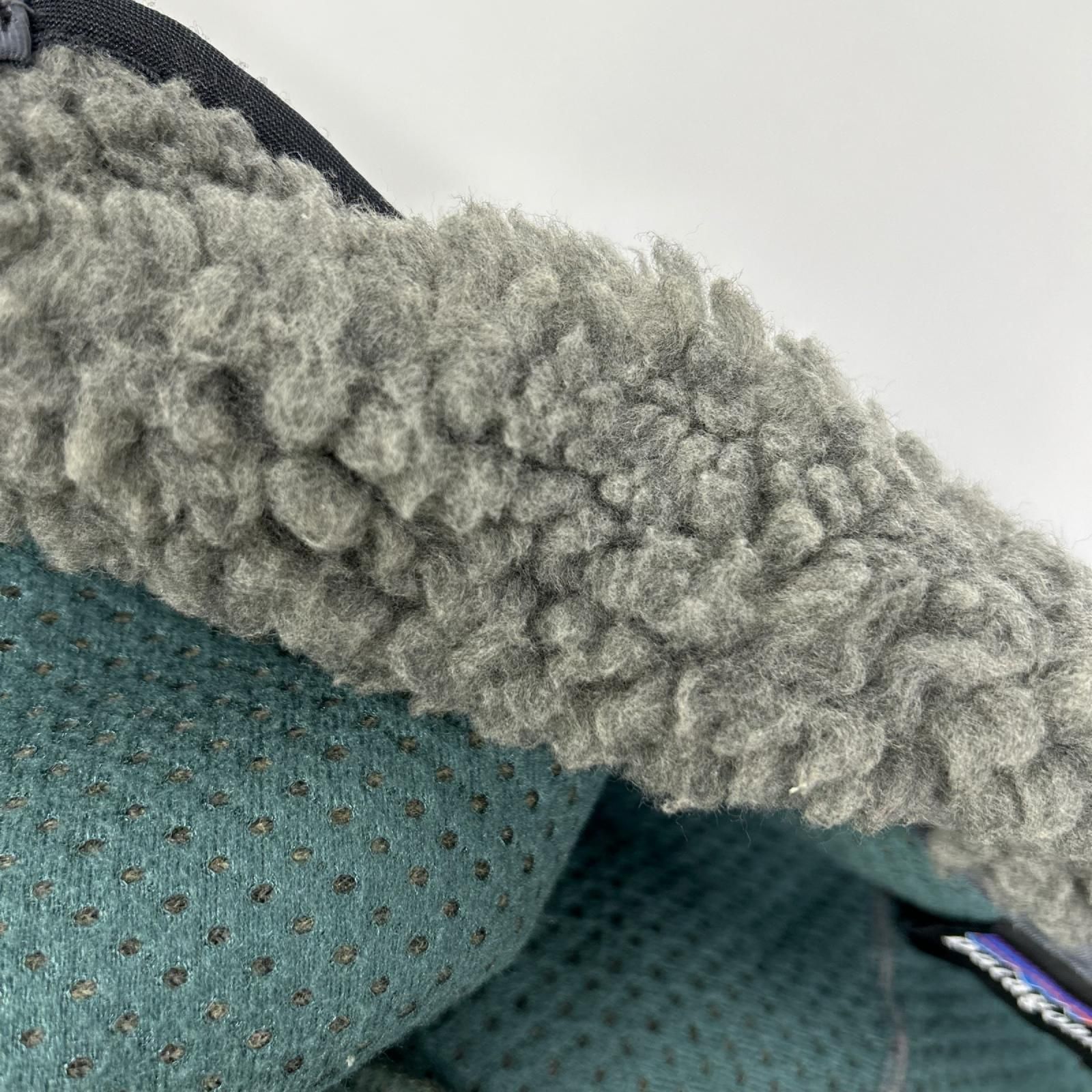 Patagonia　パタゴニア　02年製 23024 グレー USA製 クラシックレトロカーディガン　M