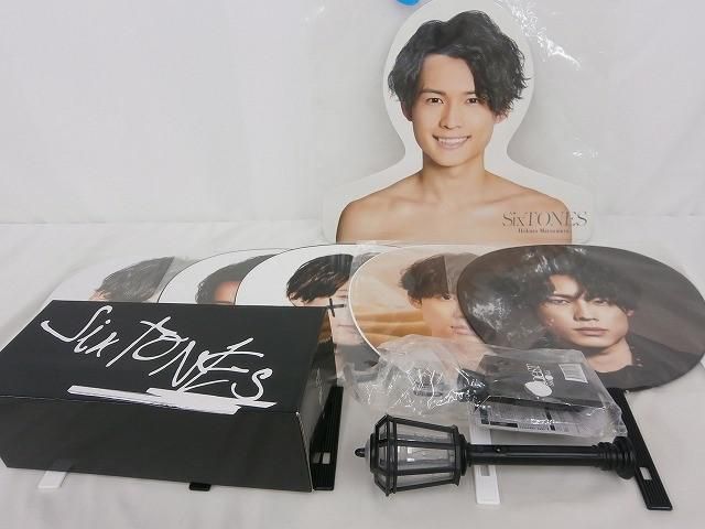 中古品 SixTONES 松村北斗 フォトハンガー うちわ ペンライト 等