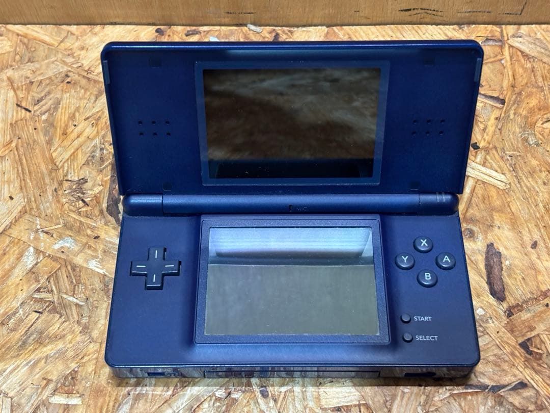 ニンテンドー DS lite 本体 ネイビー ソフト付き 液晶難あり - メルカリ
