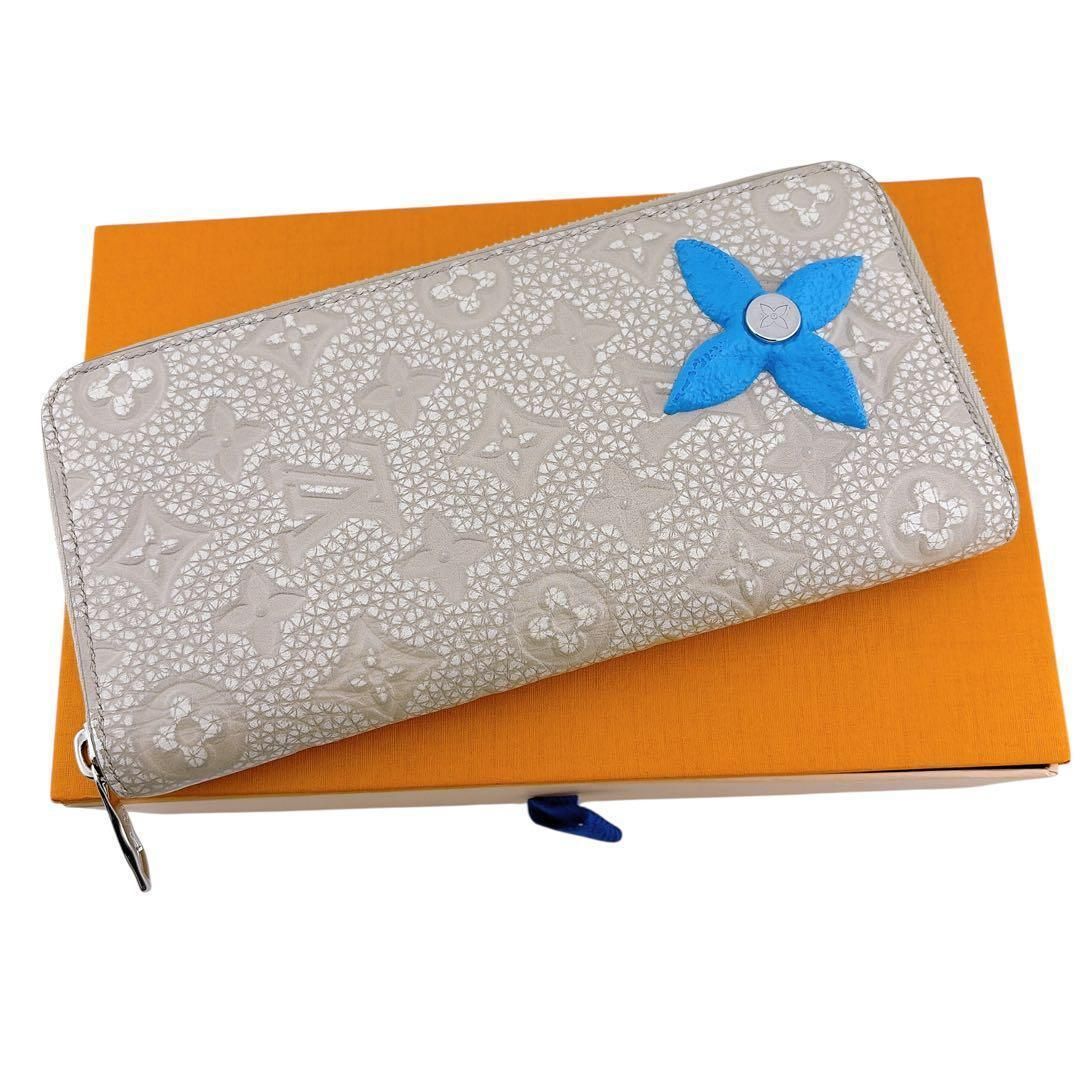 【LOUIS VUITTON（ルイヴィトン） ジッピーウォレットヴェルティカル トリヨン クライミング レザー 長財布 ラウンドファスナー M81573】 44,400円