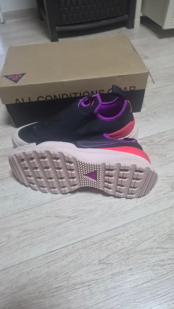 NIKE ACG エアズーム ブラック パープル 260 23,980円
