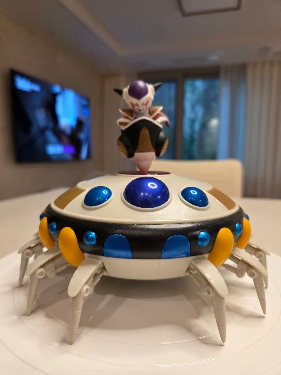 MEGA WCF フリーザ 宇宙船 フィギュア（箱なし単品）