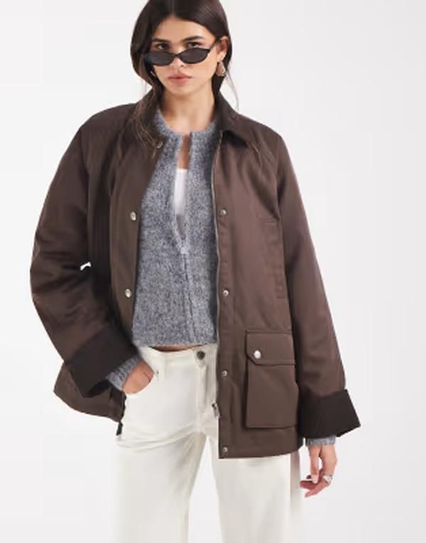 ヴェロモーダ レディース アウター ジャケット・ブルゾン コントラスト Vero Moda barn jacket with contrast cord trim in chocolate Brown 27,972円