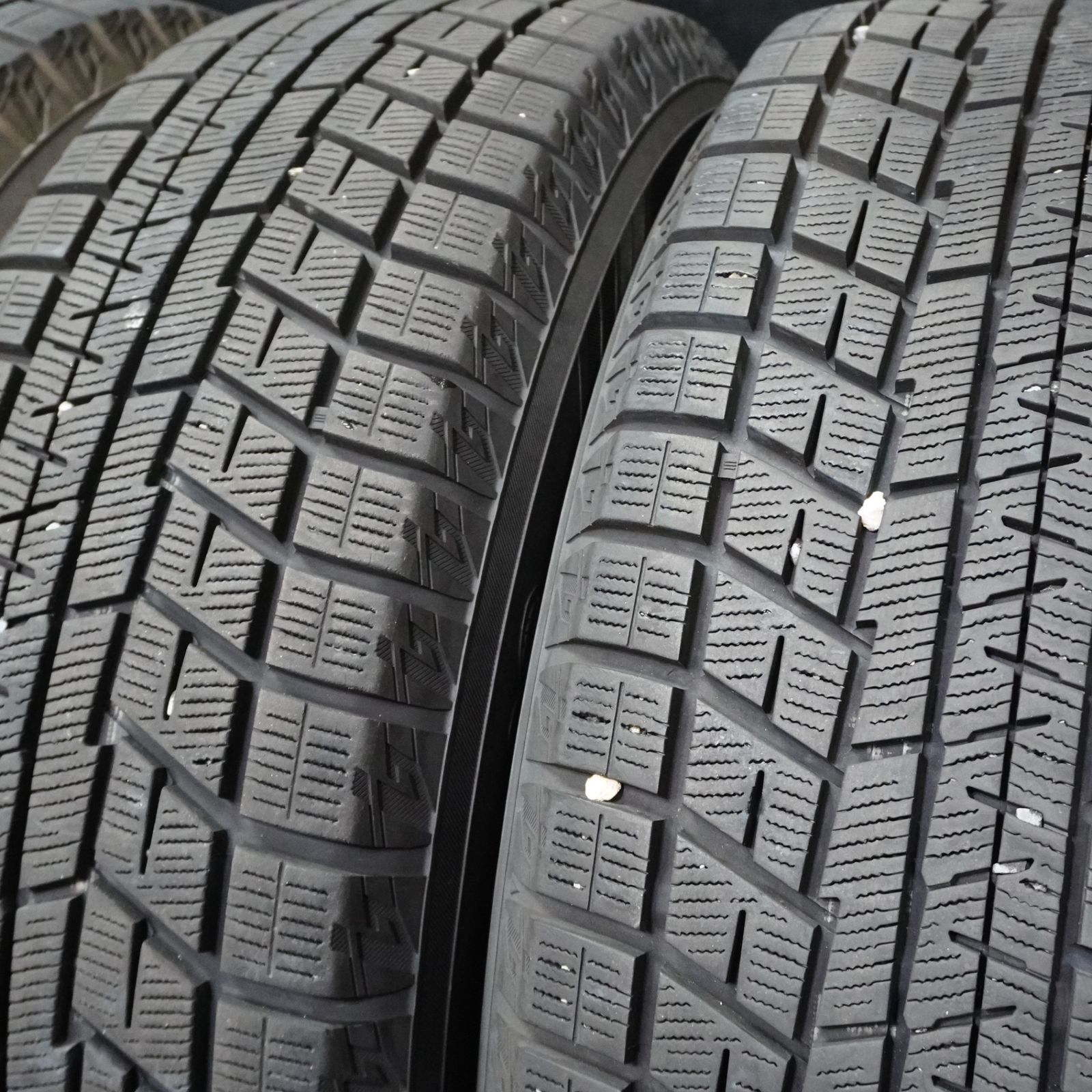 ヨコハマ　アイズガード　ig60 195/65r15 22年製　バリ山 トヨタ専用設計 22年製 バリ山 ヨコハマ アイスガード IG60 / エナジー