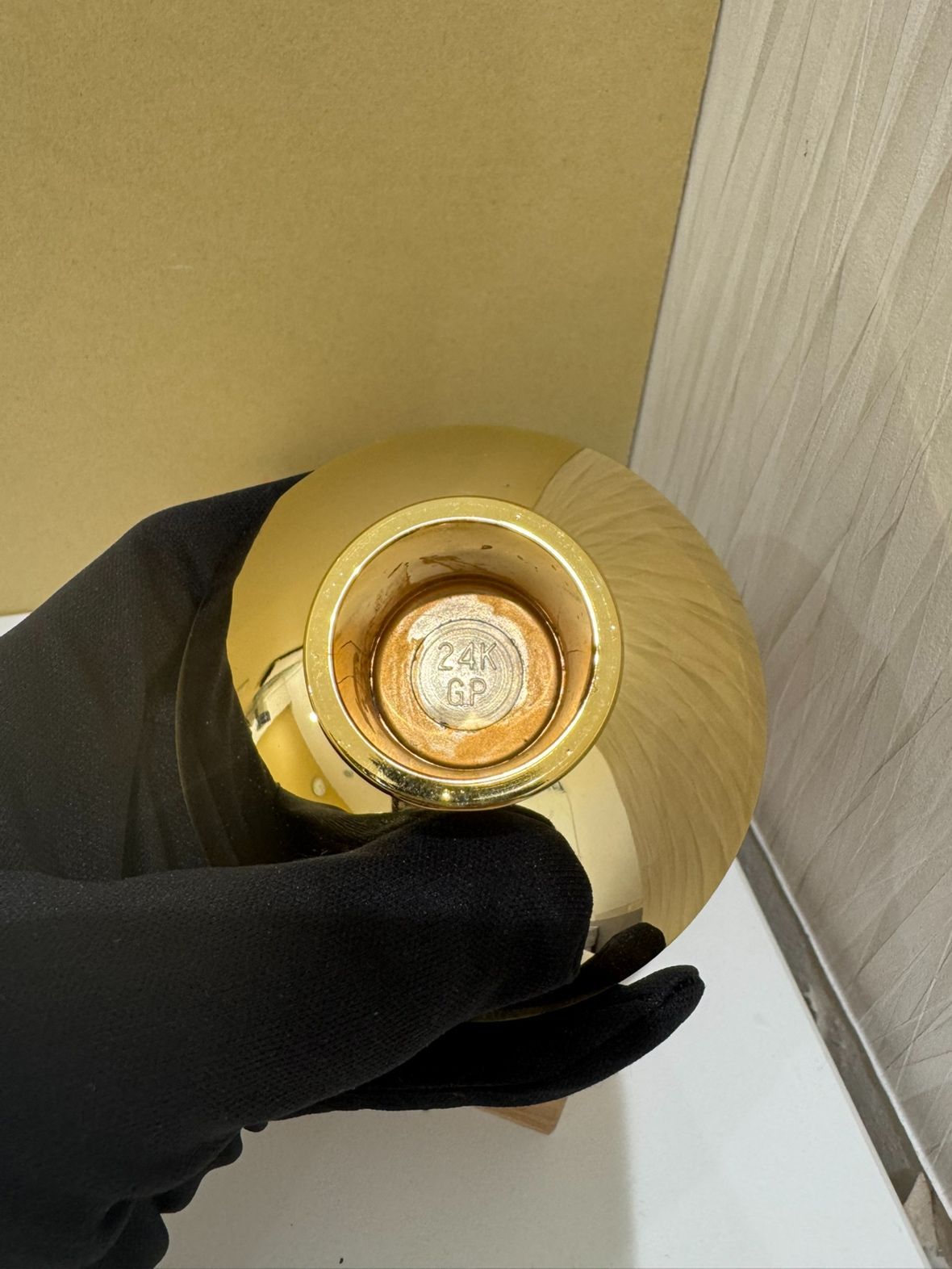 未使用・桐箱付】叙勲記念 金盃 24K GP 菊紋 鳳凰 金杯 酒器 記念品