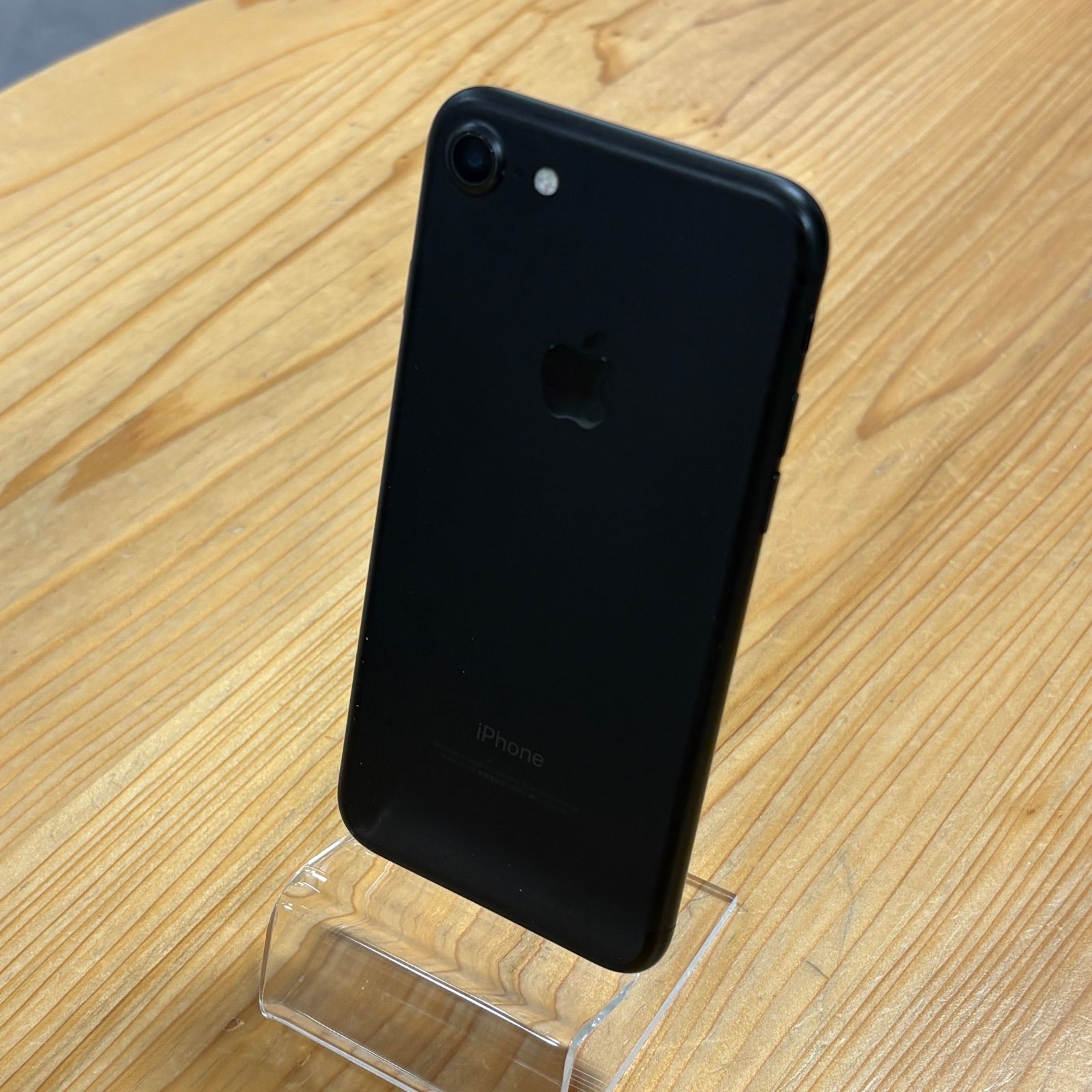 iPhone 7 32GB バッテリー最大容量100% - メルカリ