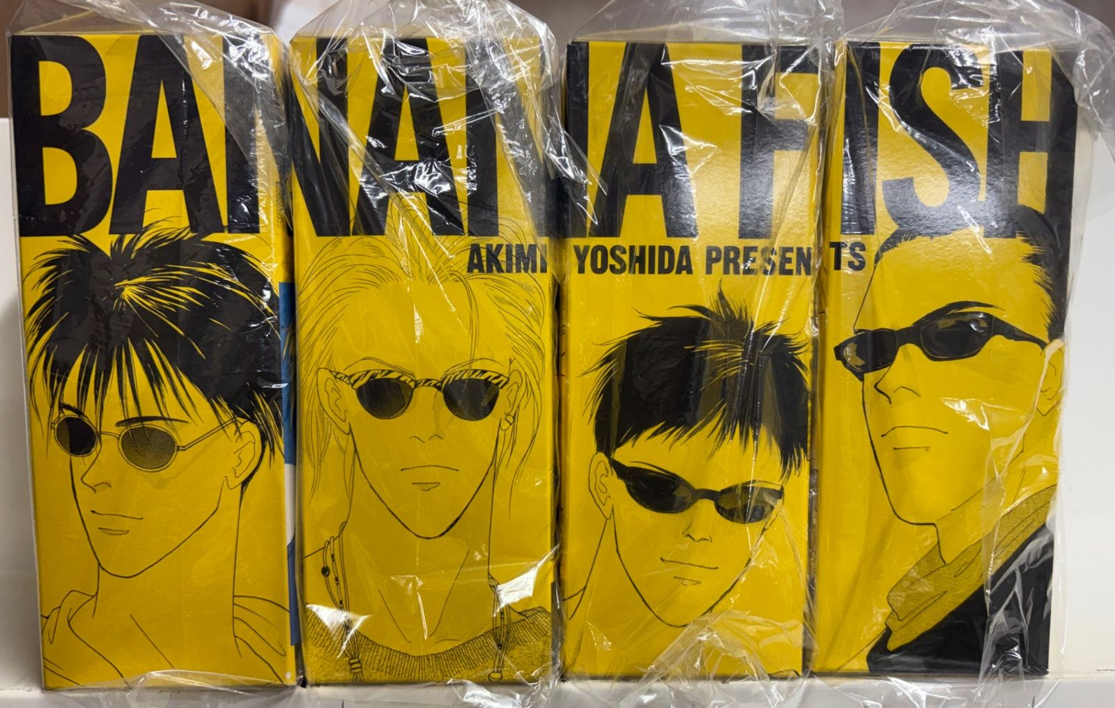 BANANA FISH 復刻版BOX (vol.1-4) 吉田秋生 C141-698 - メルカリ