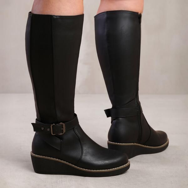 ホエアズザットフロム レディース シューズ ブーツ・レインブーツ Wheres That From Ayleen Black Wide Calf Wedge KneeHigh Boots Black