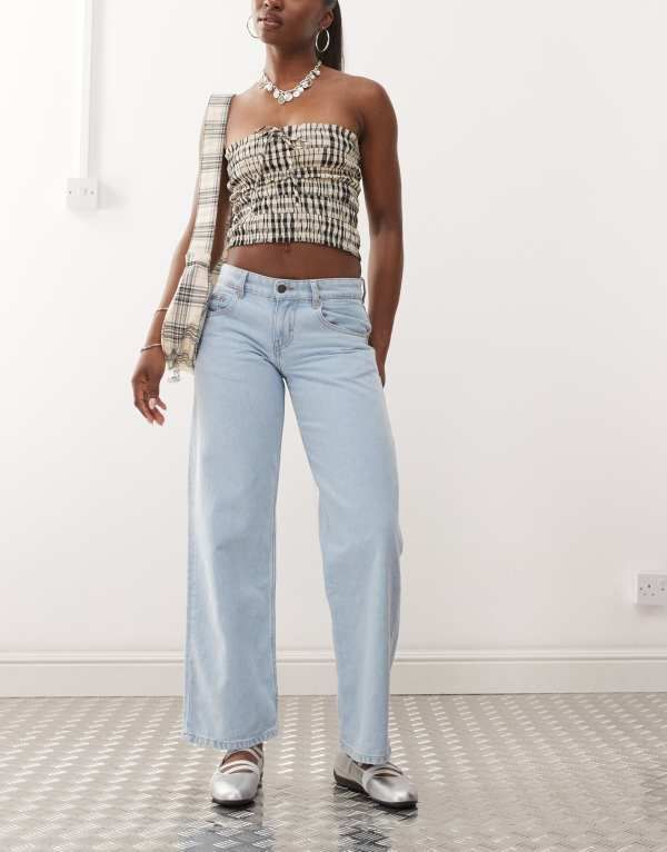 モーテル レディース ボトムス デニムパンツ ローライズ ジーンズ Motel parallel leg low rise jeans in light wash LIGHT WASH BLUE ブル