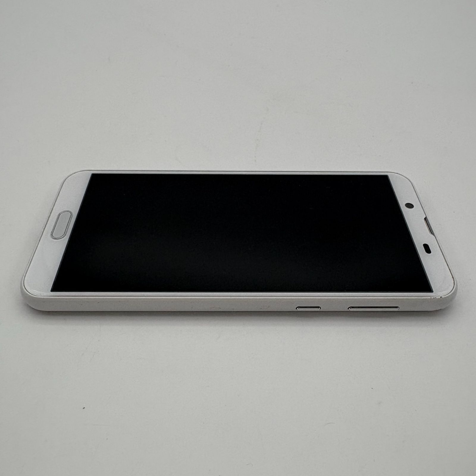 AQUOS sense2 SHV43 シルキーホワイト スマートフォン - メルカリ