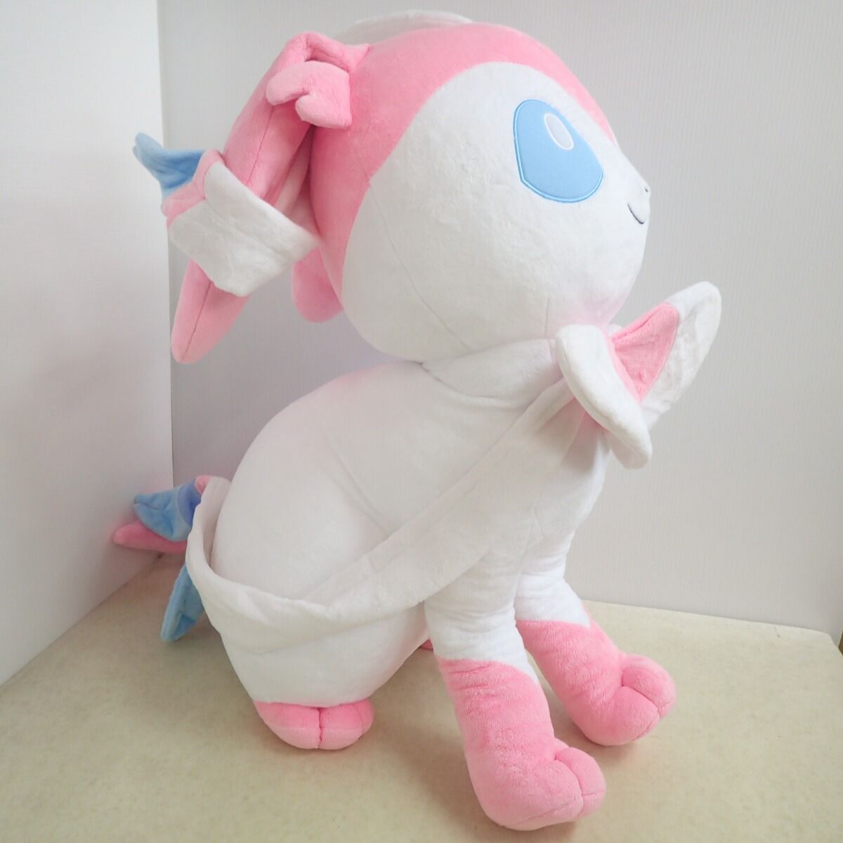 ポケモンセンター ぬいぐるみ 等身大ニンフィア 2017年 紙タグ付き