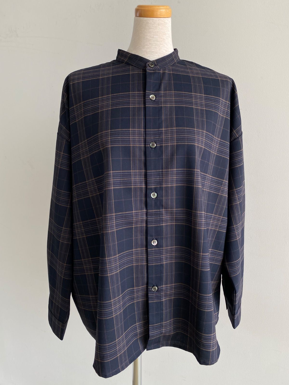 TRAVAIL MANUEL バンドカラーシャツ 3019-53　78ネイビー系チェック 15,000円