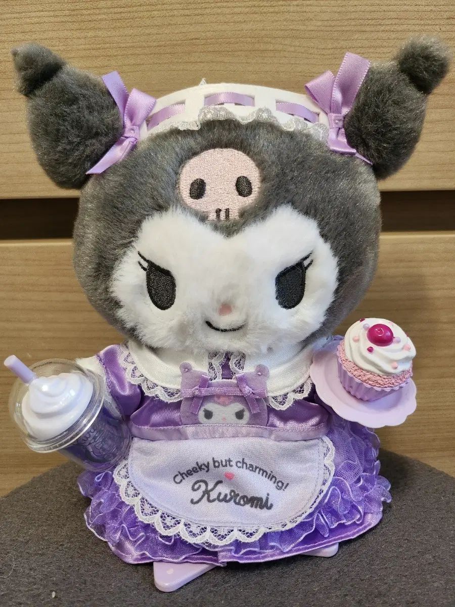 クロミ Newぴたっとふれんず ぬいぐるみ+メイドドレス+小物セット 7,601円