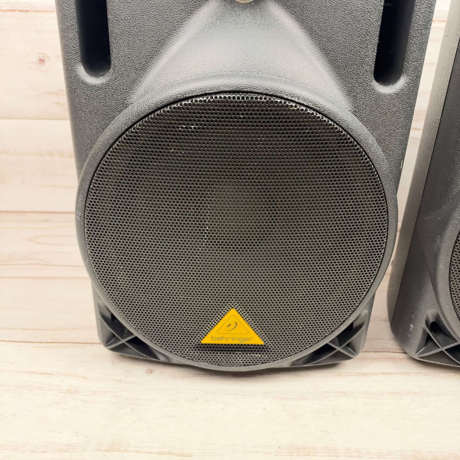 BEHRINGER EUROLIVE B210D ベリンガー パワードスピーカー 2本セット
