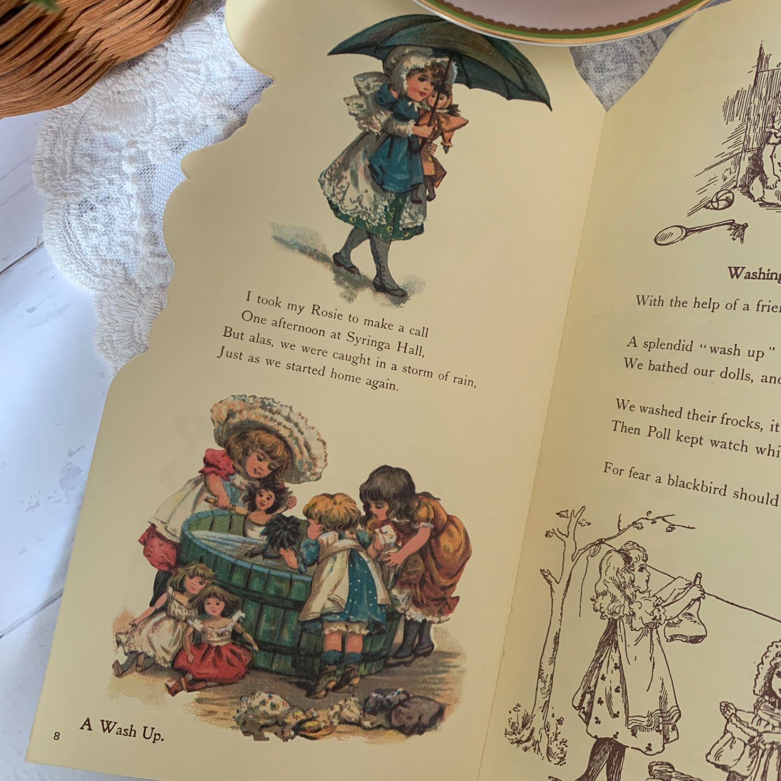 ヴィンテージ 洋書 絵本 Dolly in the Country ビクトリアン調 古書