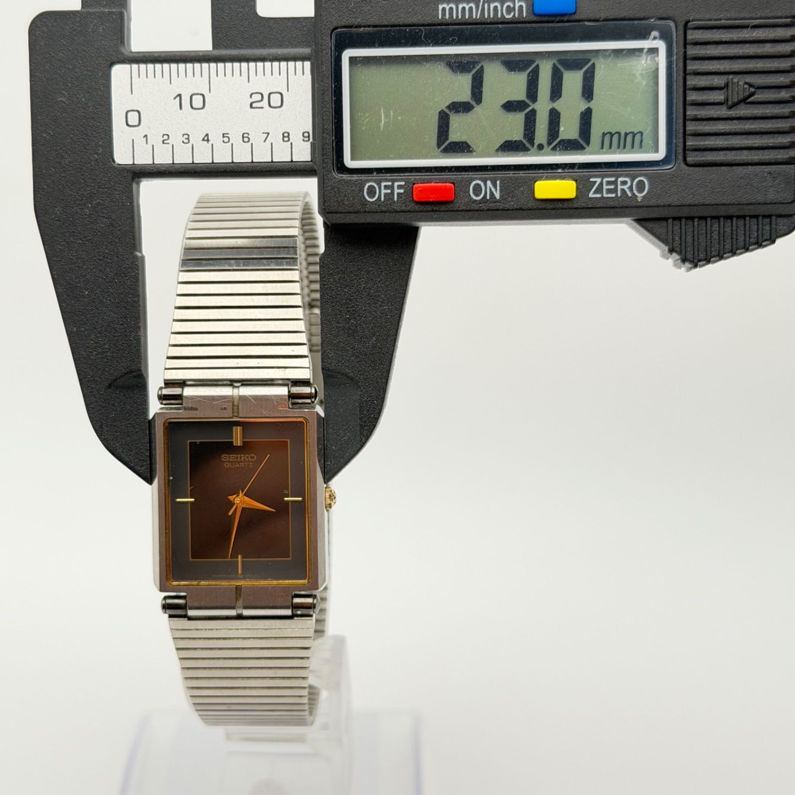 SEIKO 7321-5680 タンク　スクエア メンズ 稼働 ヴィンテージ 不動品】SEIKO セイコー QUARTZ 7321-5680 スクエア 腕時計 ブラック