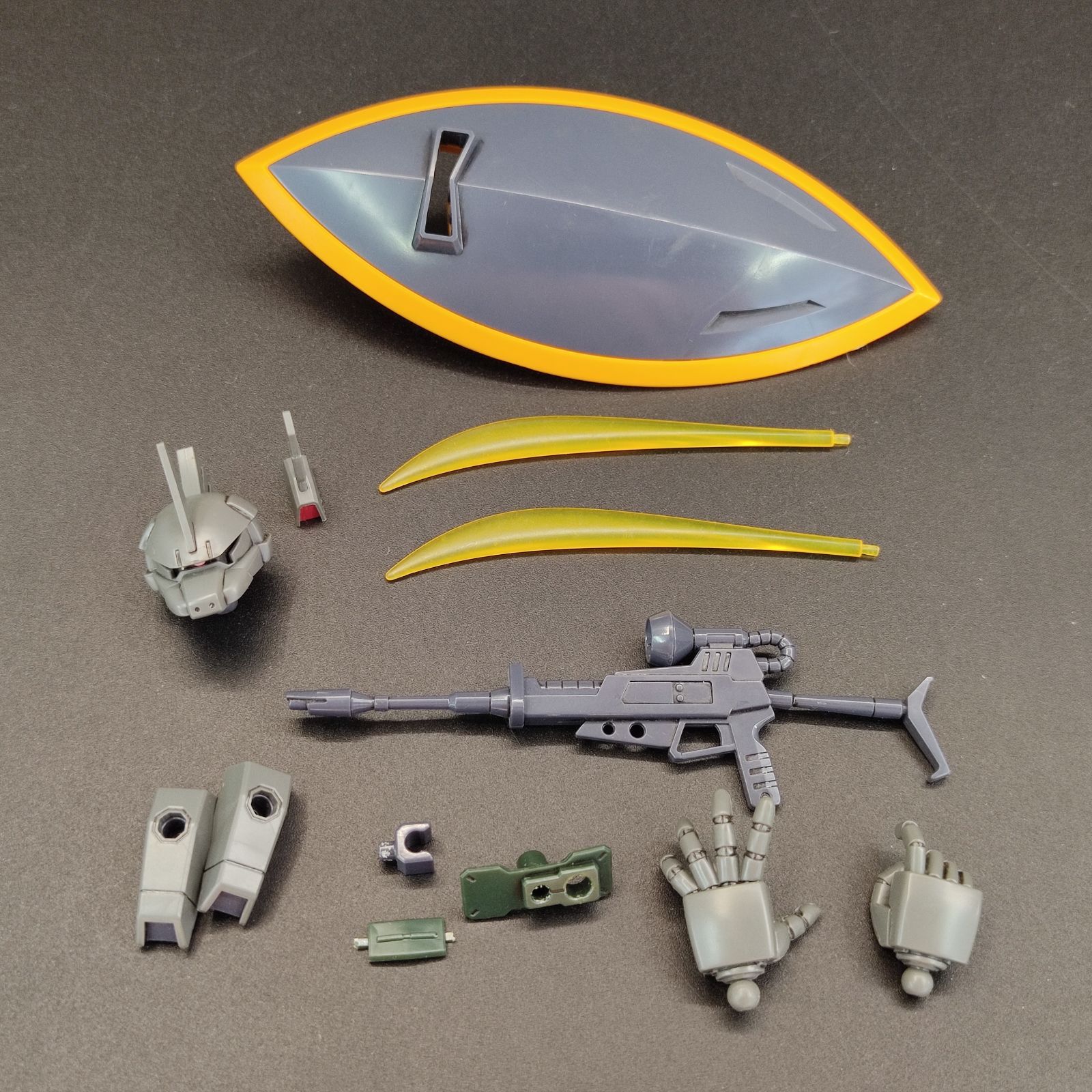 ★ショップ限定8%OFFクーポン発行中★ ガンプラ【中古品/ランクC、汚れ・ホコリ】 HGUC 1/144 量産型ゲルググ／ゲルググキャノン 完成品 組立済みMG HG ガンダム Gunpla 3431 thumbnail 13