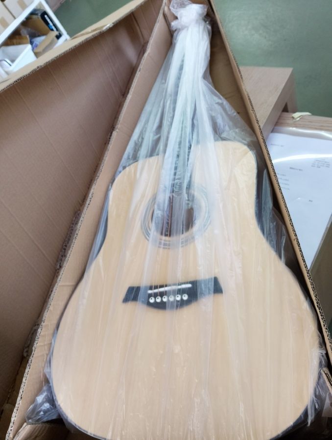 新品・メーカー訳あり品】MOCOLUZ アコースティックギター アコギ