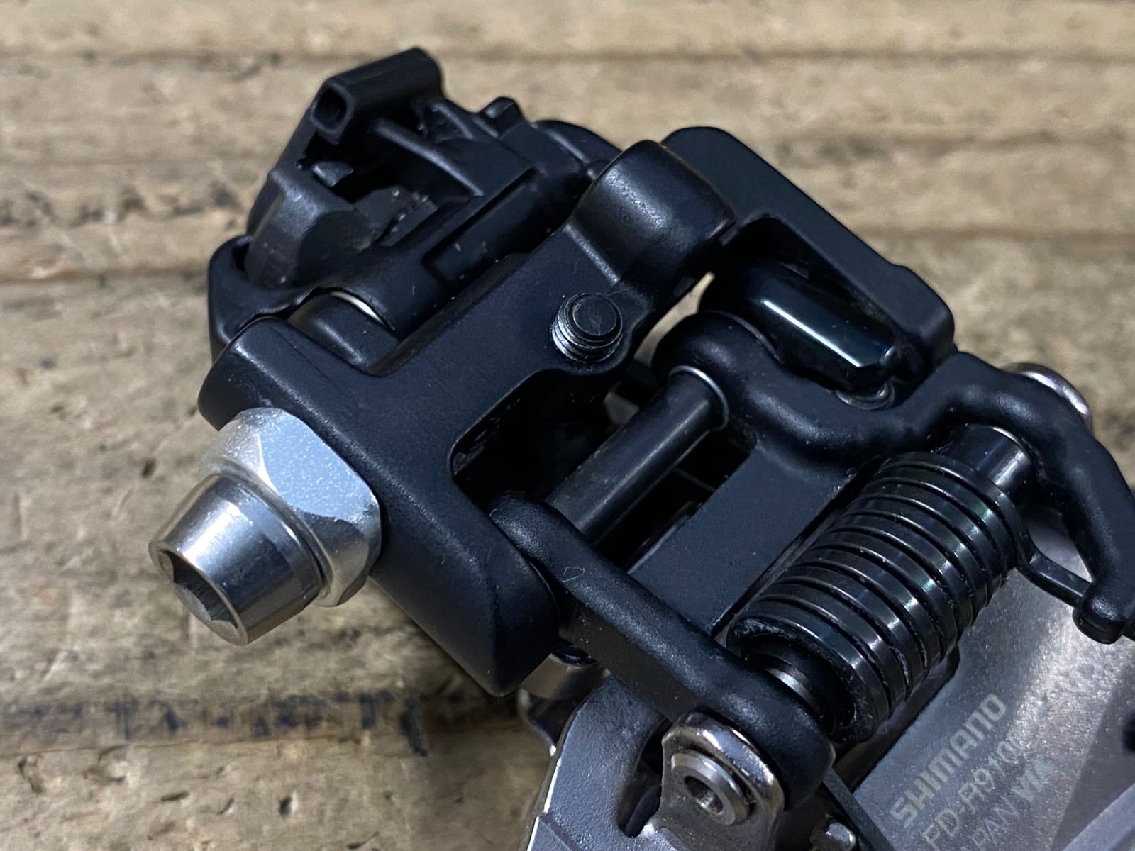 KK209 シマノ SHIMANO デュラエース DURA-ACE FD-R9100 フロント