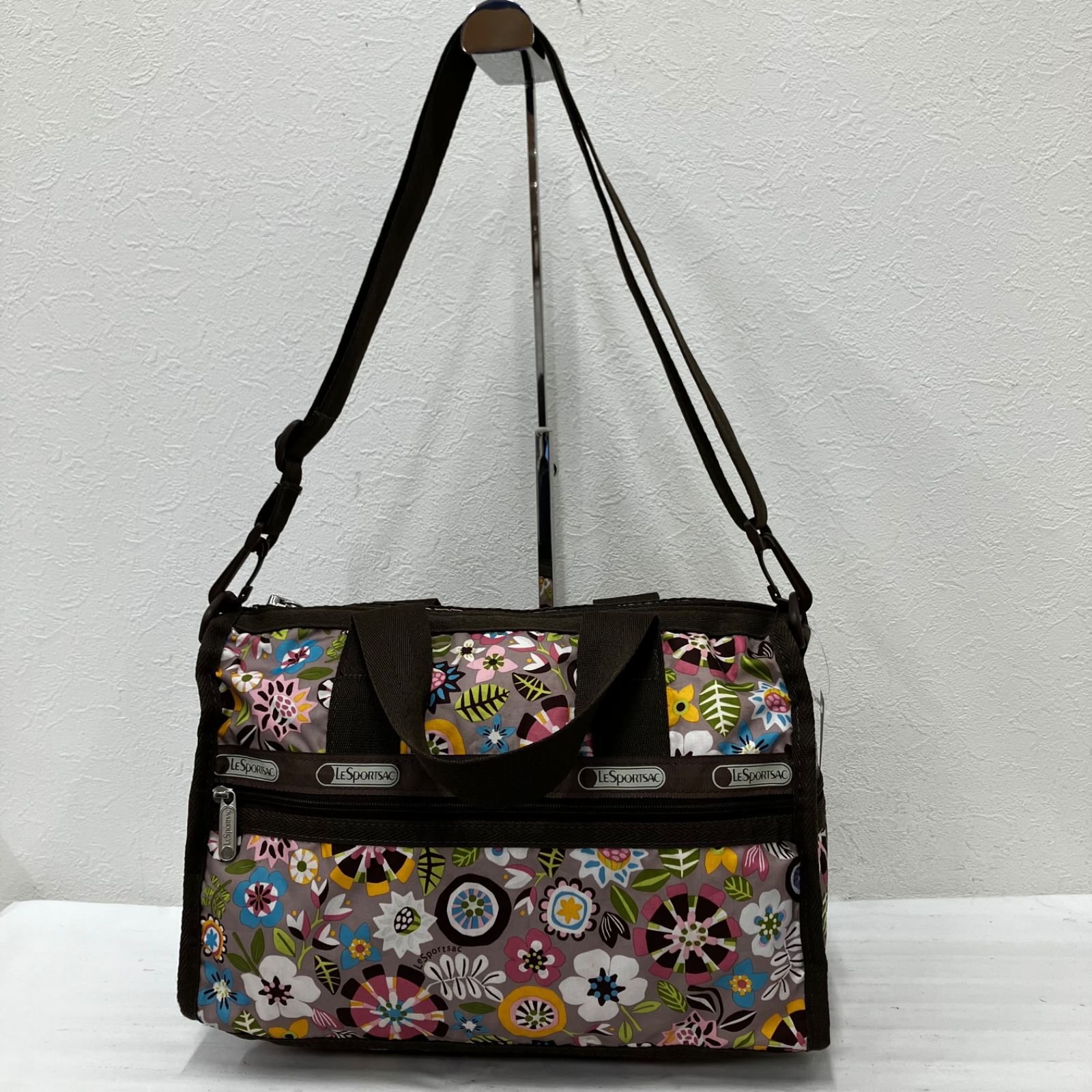 美品　LeSportsac ボストンバッグ 2way ポーチ付き A622 LeSportsac レスポートサック 2way ボストンバッグ 旅行用バッグ