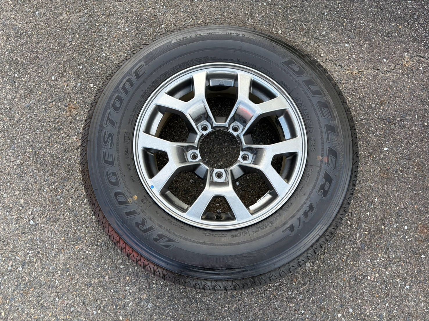 MUSUさま専用ジムニーノマド 純正タイヤホイール ４本 195/80R15 2025年式 ジムニー ノマド 純正15インチホイールとタイヤ4本SET | 15