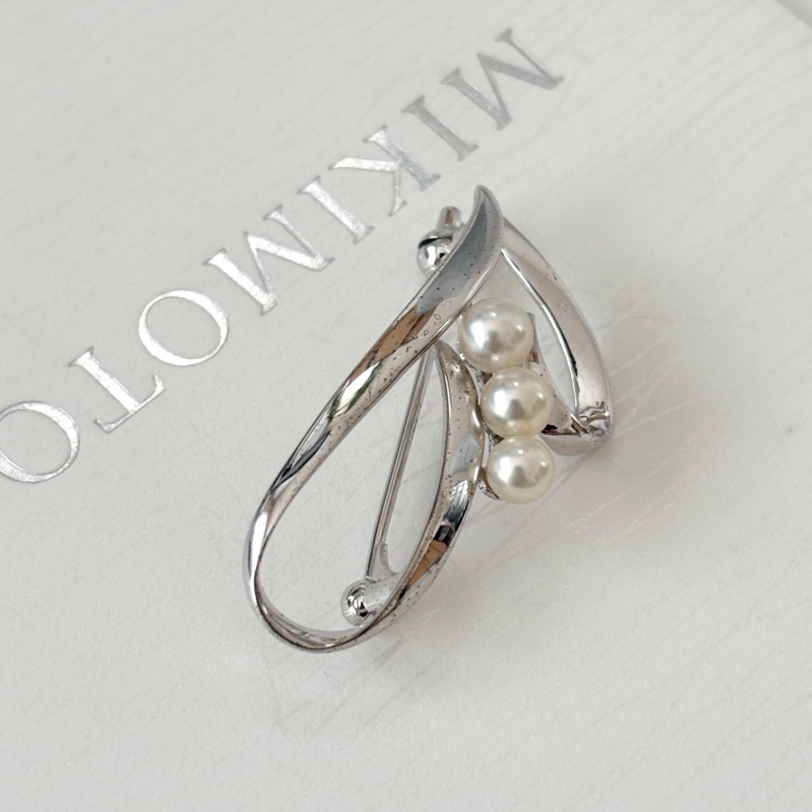 MIKIMOTO ミキモト パール　ブローチ　コサージュ　ハート　シルバー 290【ミキモト】シルバー パール ハート ブローチ MIKIMOTO - メルカリ