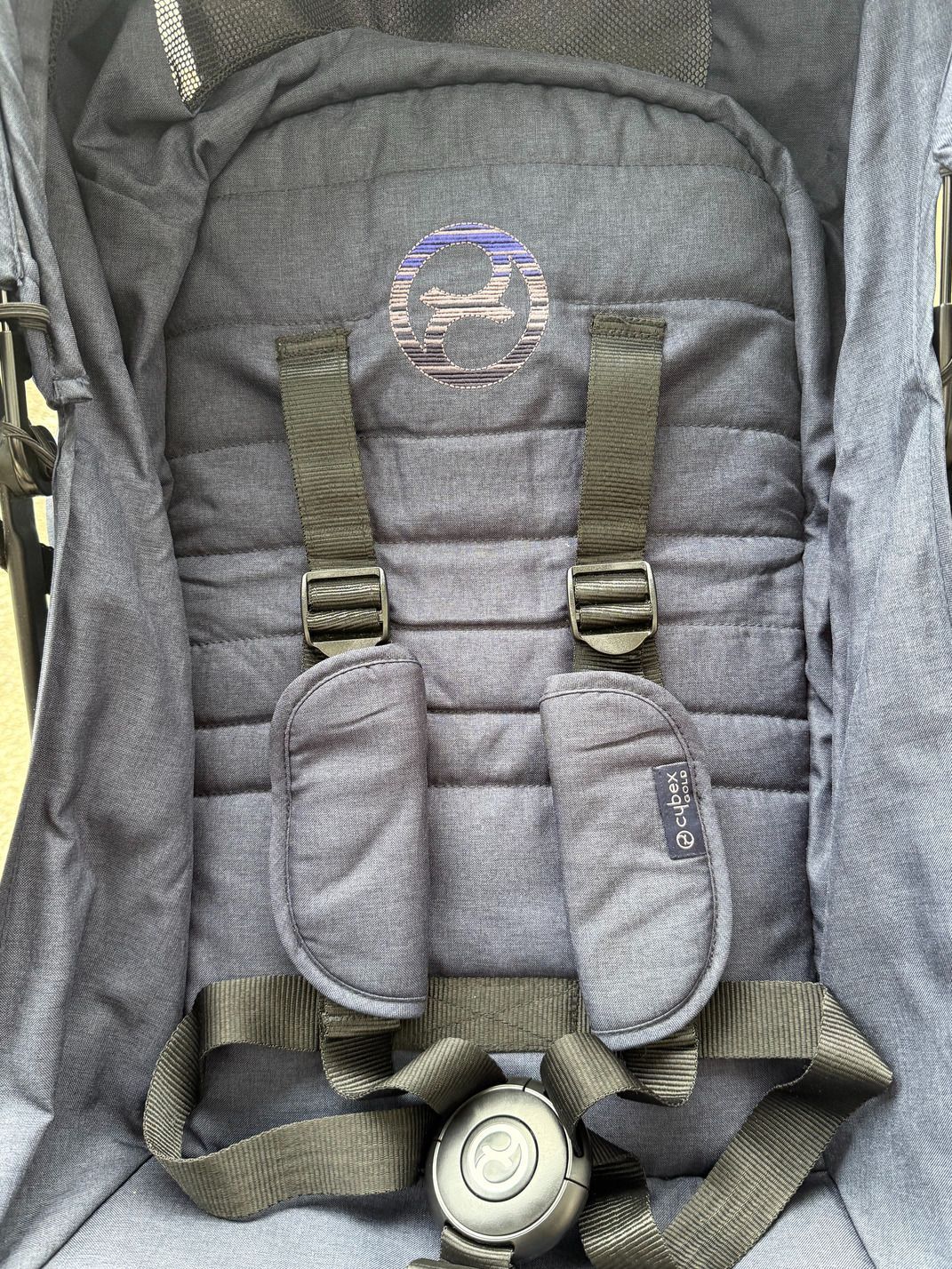 EEZYS コンパクトベビーカー