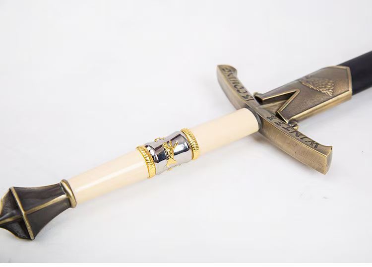 中世十字剣 片手西洋剣 炭素鋼刃 × 合金ゴールドメッキ装具 全長