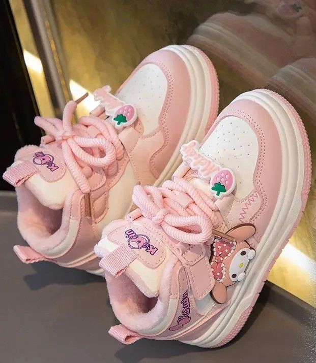 クロミちゃん マイメロディ ハローキティ スニーカー シューズ