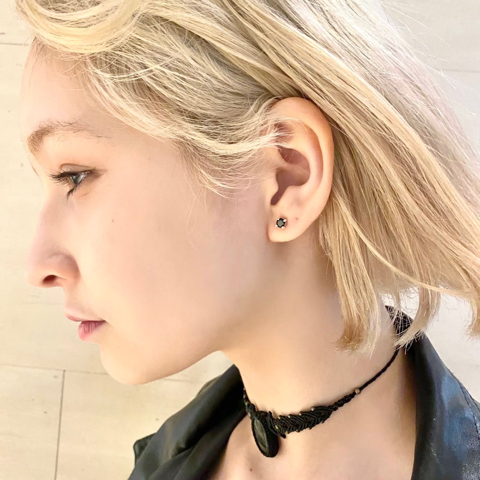 ブラックスピネルのスタッドピアス シルバー ete agete nojess jouete  